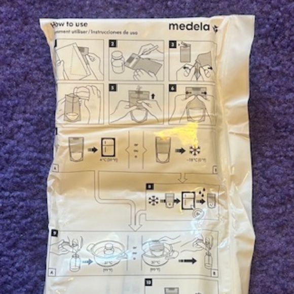 Medela Breast Milk Storage Bags (x25) and 80mL Breast milk containers (x6) - New - Picture 6 of 8